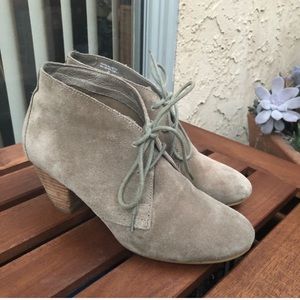 Aldo taupe suede booties 38
